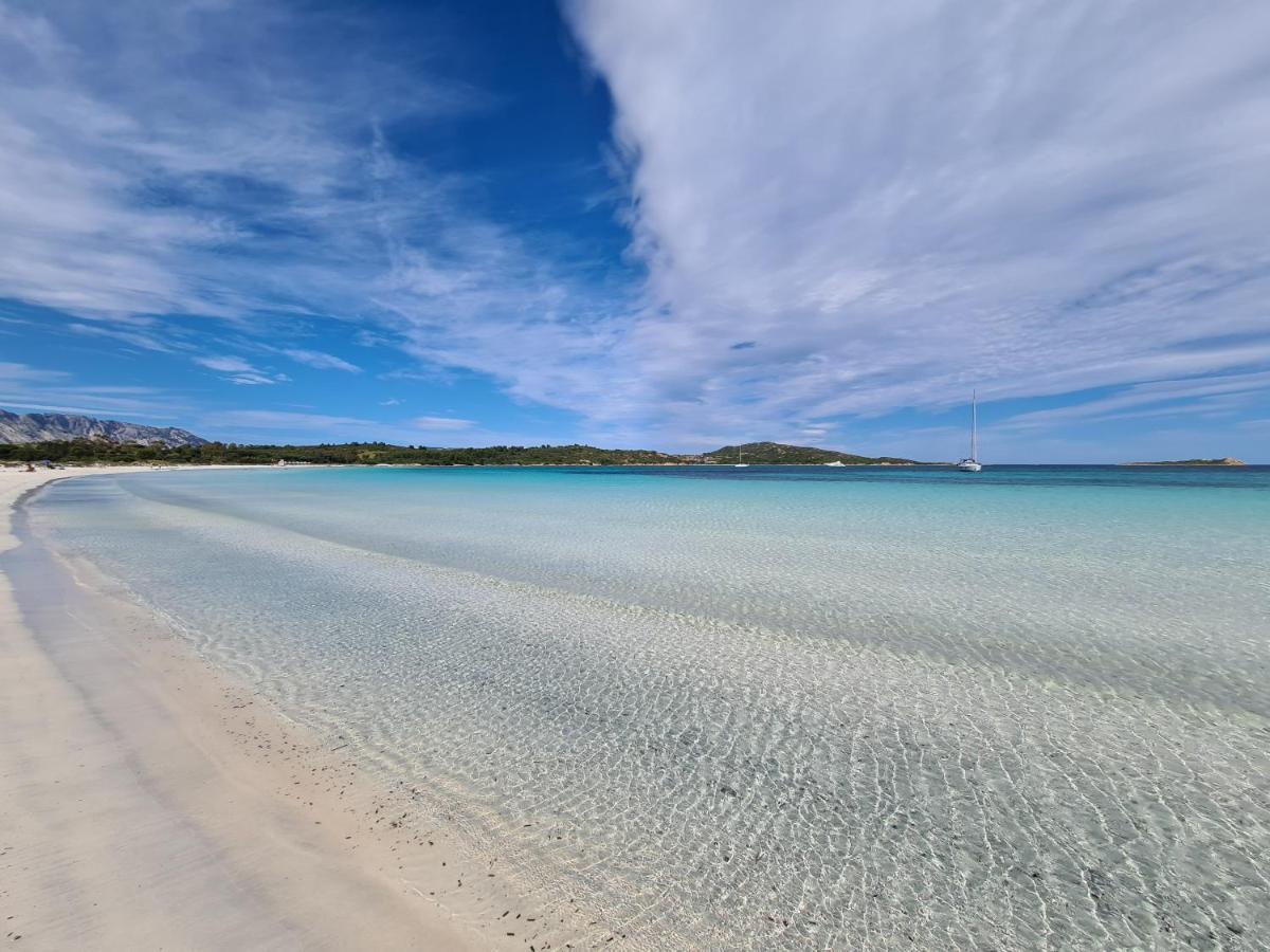 Villa Paola San Teodoro Con Piscina Privata Lu Lioni Luaran gambar
