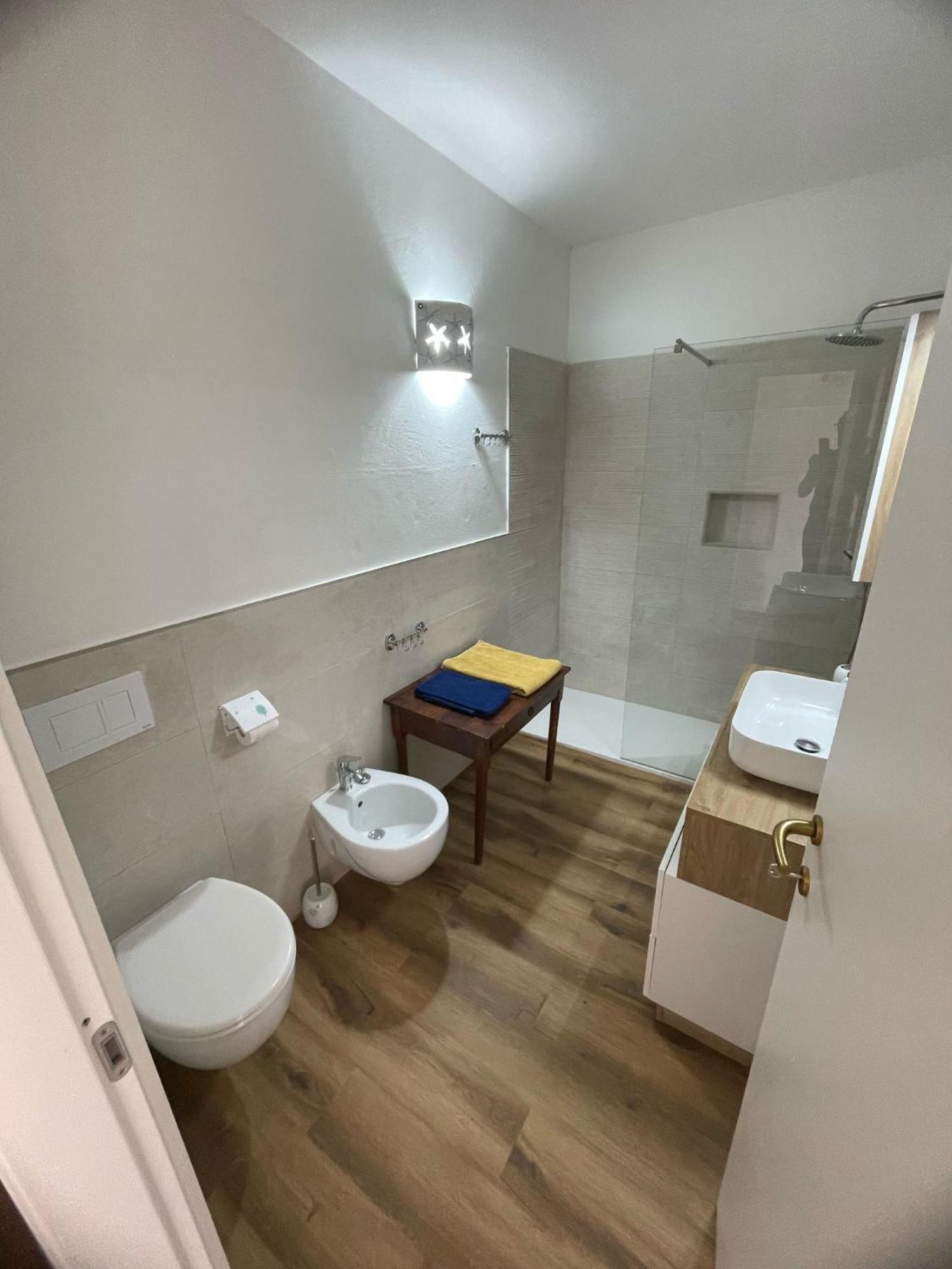 Villa Paola San Teodoro Con Piscina Privata Lu Lioni Luaran gambar