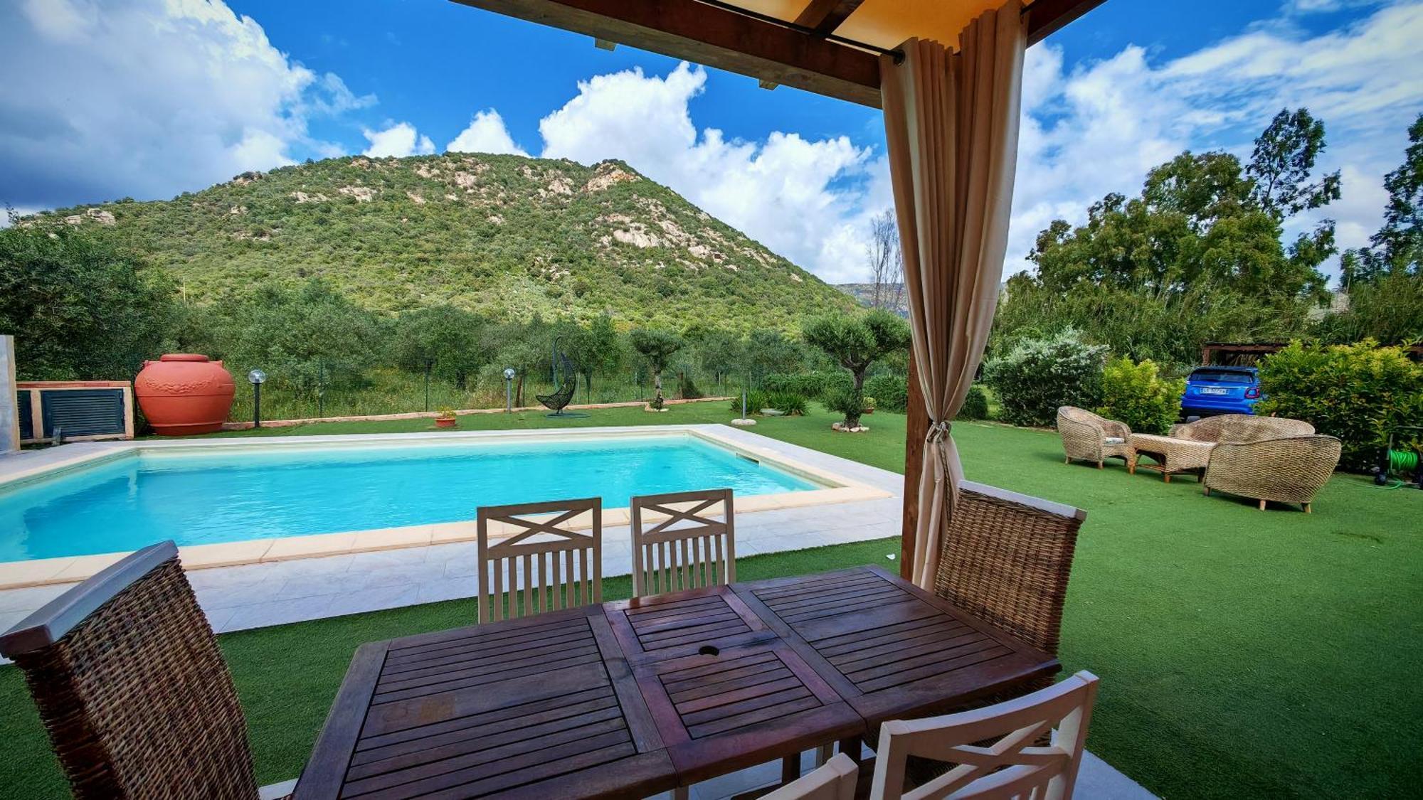 Villa Paola San Teodoro Con Piscina Privata Lu Lioni Luaran gambar